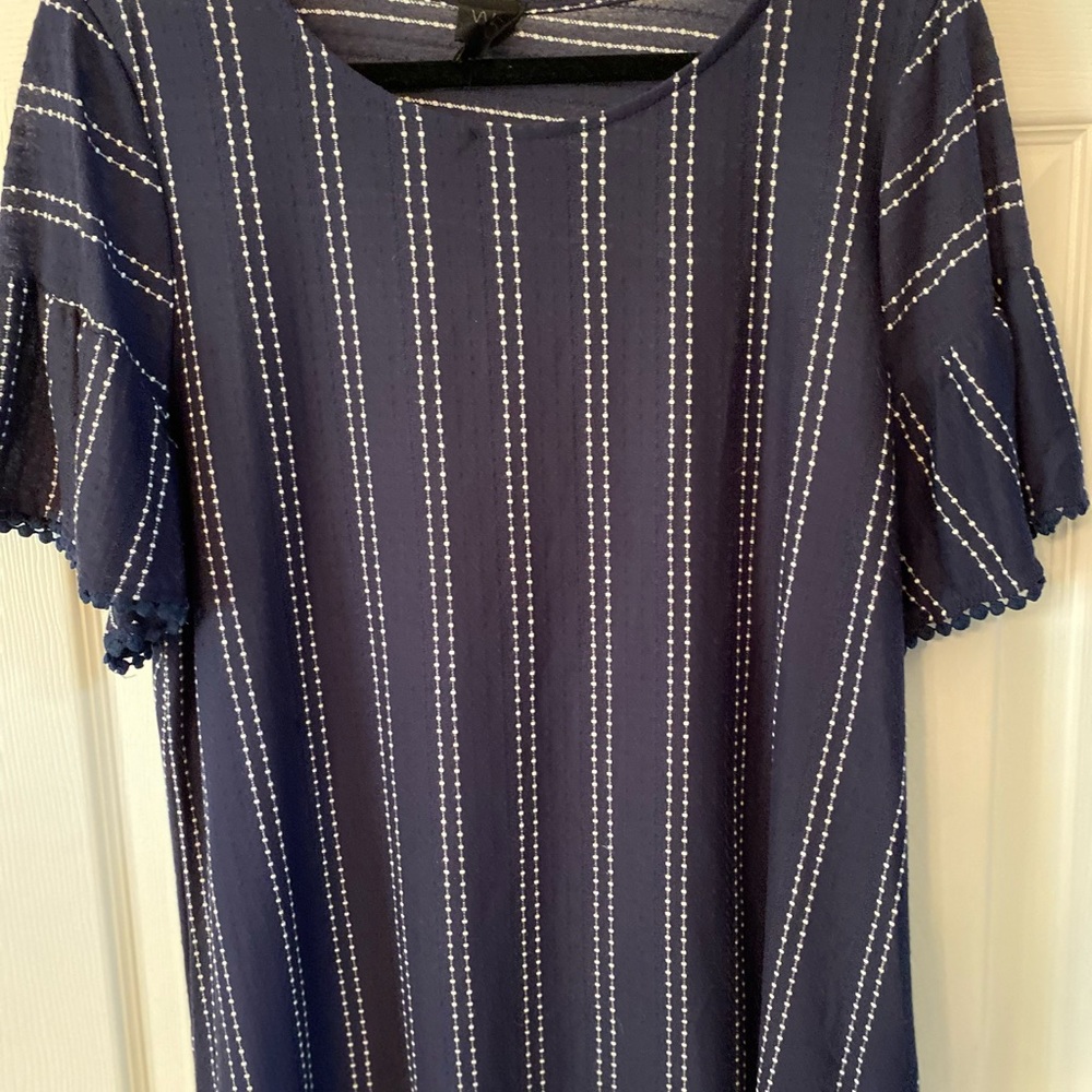Flutter sleeve plus top